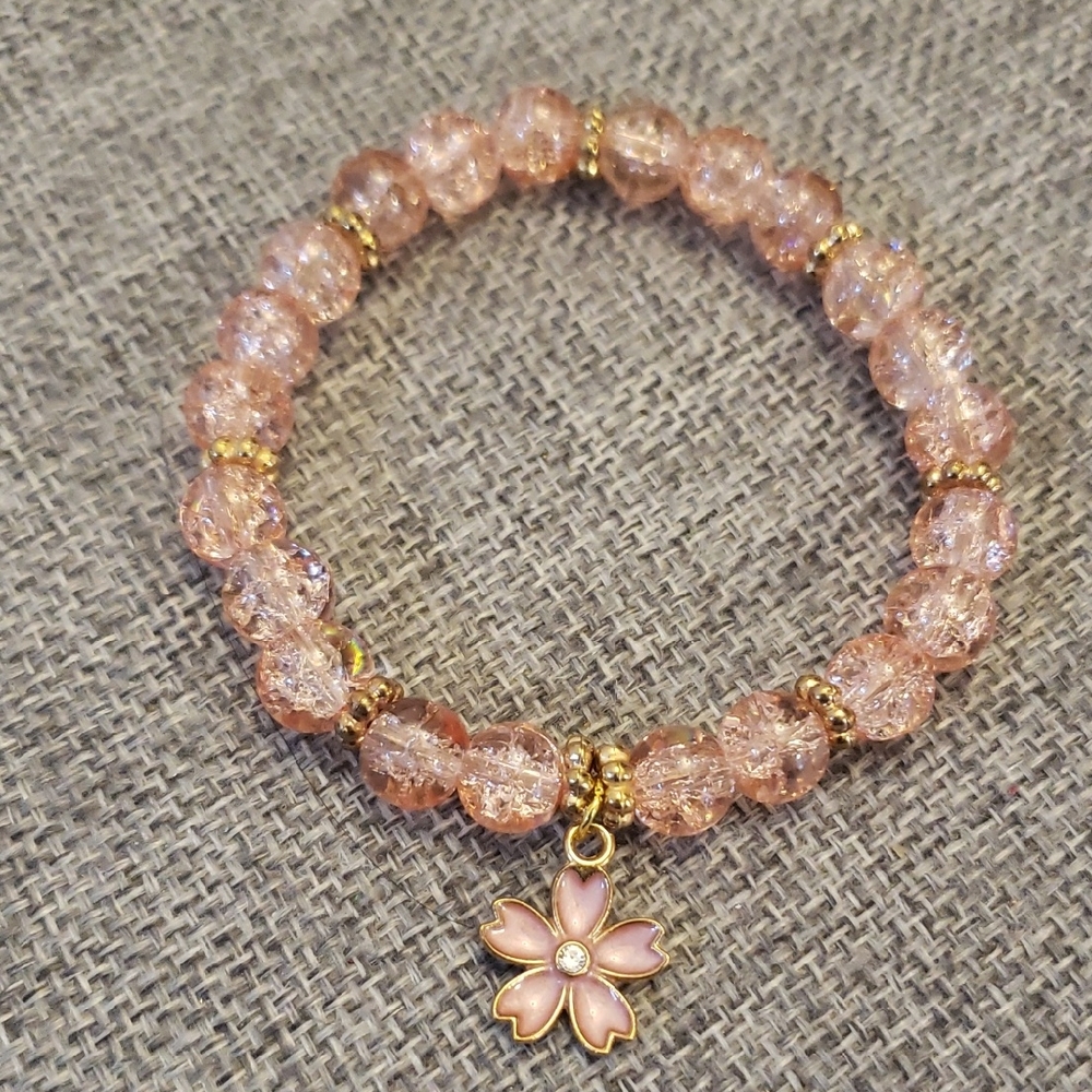 Chic Pink Beaded Stretch Bracelet with Floral Charm